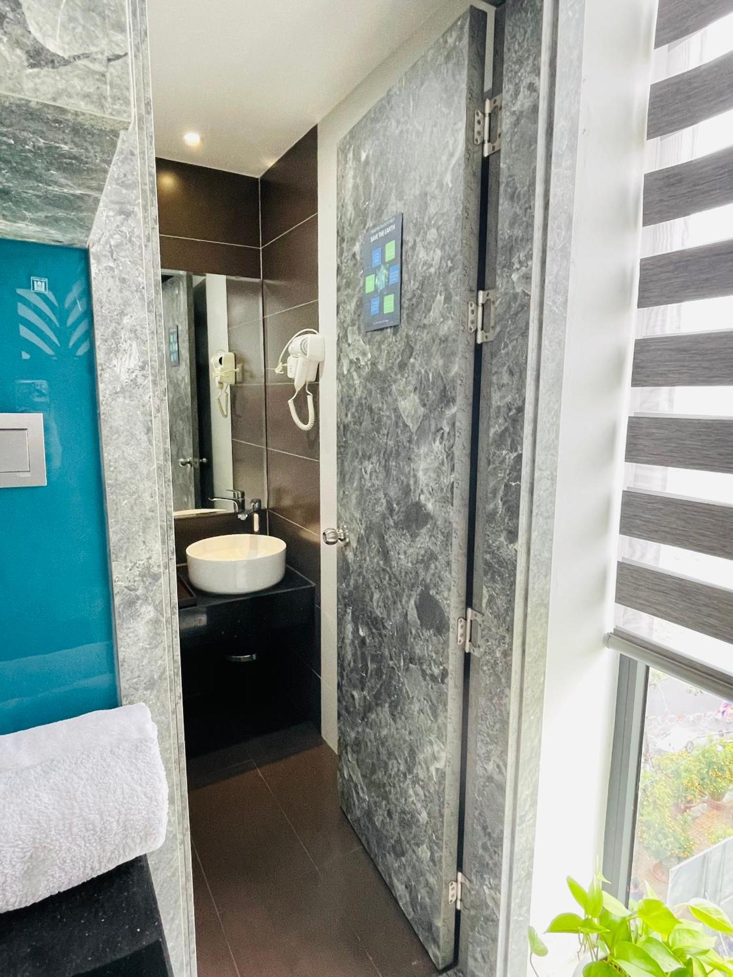 Cali Hotel Books Da Nang Zewnętrze zdjęcie
